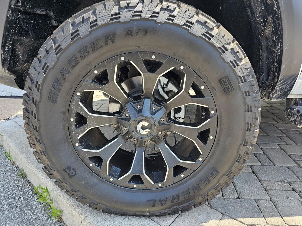 New Roads Chrysler