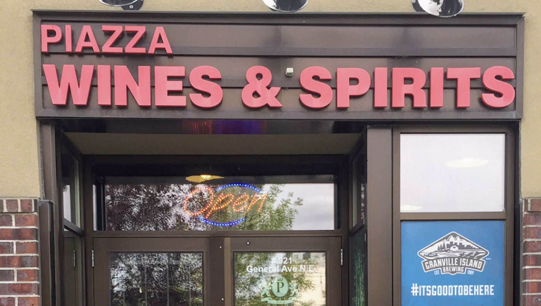 Piazza Wines & Spirits